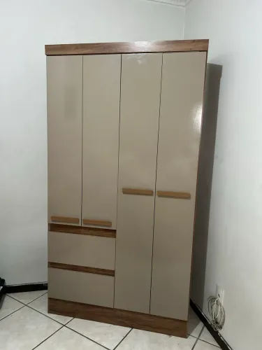 Vendo guarda roupa solteiro