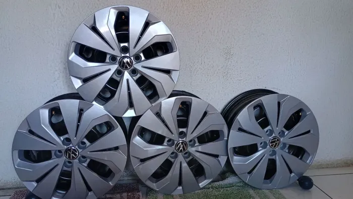 RODAS+CALOTAS ORIGINAIS VOLKSWAGEN (ARO 16 FURAÇÃO 5×100