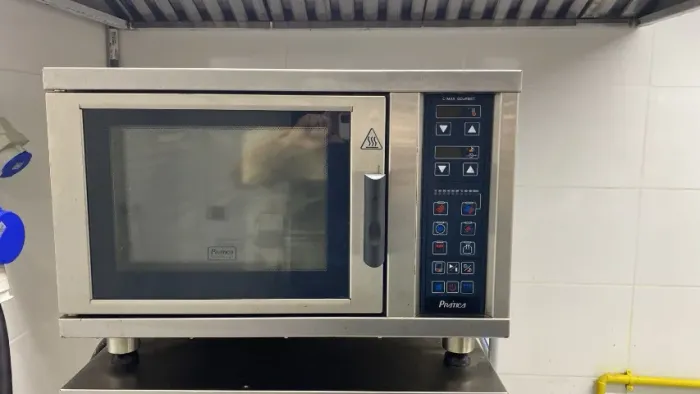 Vendo forno combinado Pratica C-max3 Gourmet