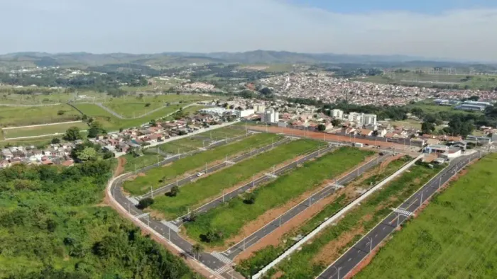 Terreno à venda, 183 m² por R$ 170.000 - Chácara Belo Horizonte - Taubaté/SP