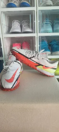 Chuteira Nike Phantom GT2 Pro