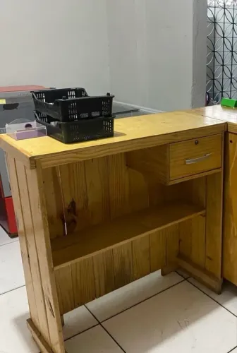 Caixa para comércio