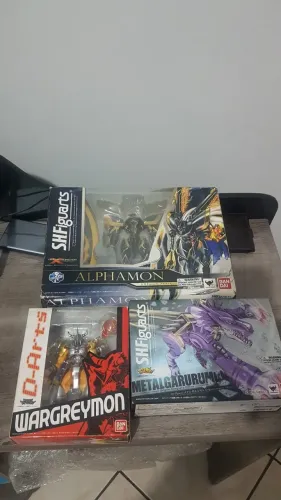 Alphamon, wargreymon e metalgarurumon original