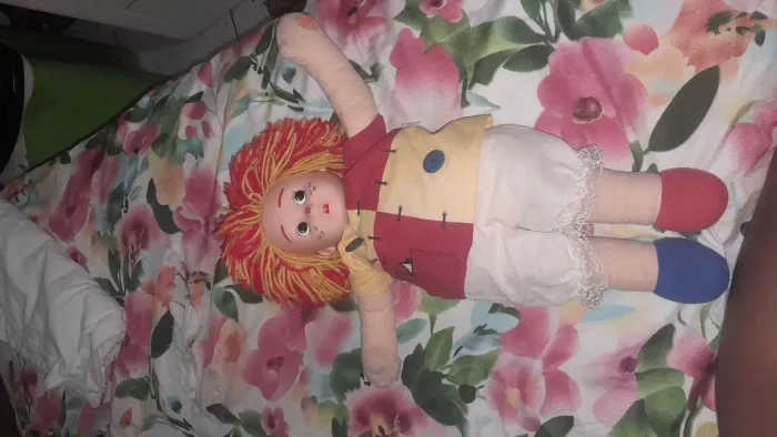 Boneca emilia anos 80