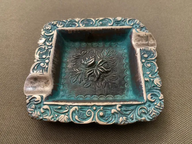 Cinzeiro Europeu - Floral (Bronze)