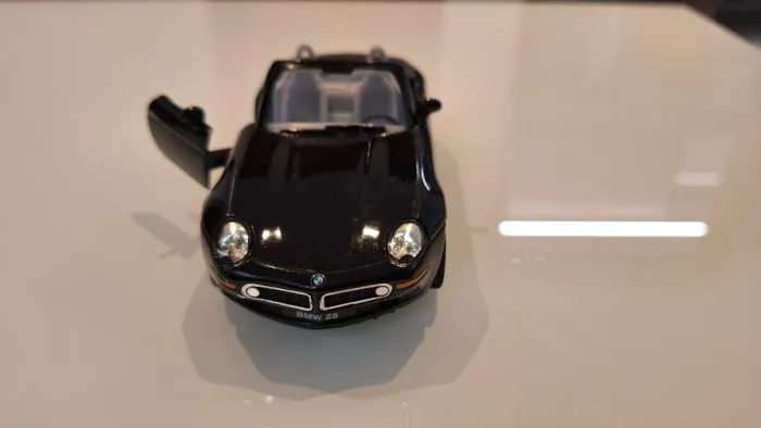 Miniatura BMW Z8
