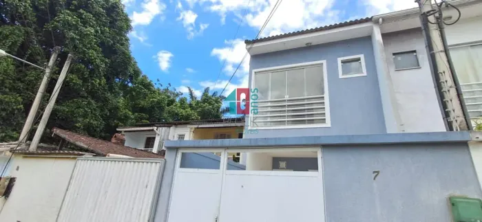 Vargem Pequena | Casa de Condomínio 3 quartos, sendo 3 suites