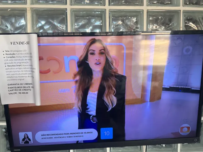 Tv led semp Toshiba 40 polegadas não é smart