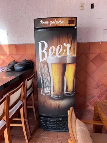 Cervejeira Expositora Vertical Beer Funcionando Perfeitamente