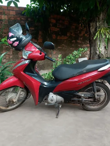 Honda Biz 110 ano 2019 boa para sítio veículo