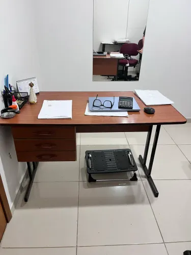 MESAS DE ESCRITÓRIO