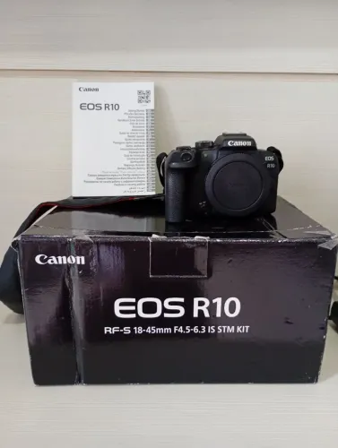 Câmera Canon R10 RF