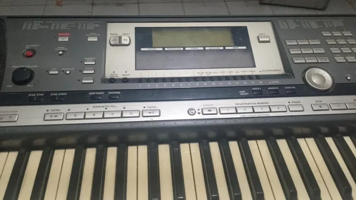Teclado Yamaha pzr640 zerado