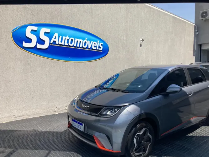 BYD Dolphin EV (Elétrico) 2024