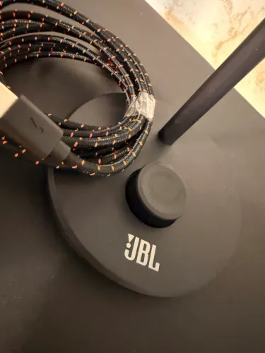 JBL, Microfone Com Fio, Quantum Stream Talk, Com Luz LED - Preto