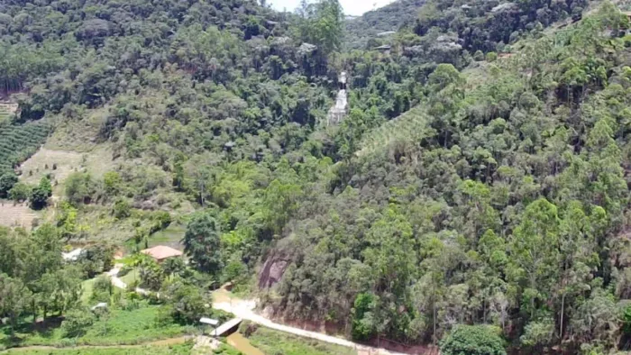 CHÁCARAS EM DOMINGOS MARTINS | VISTA PARA CACHOEIRA E MONTANHAS, PARCELO, ACEITO OFERTAS<br>,