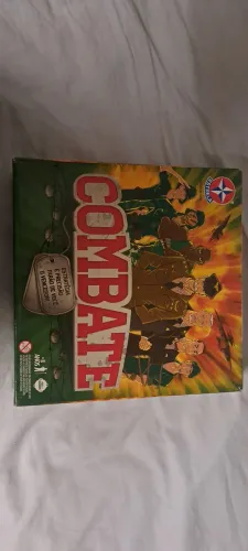 Jogo de tabuleiro Combate