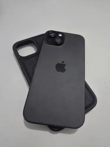 iPhone 15 128GB
