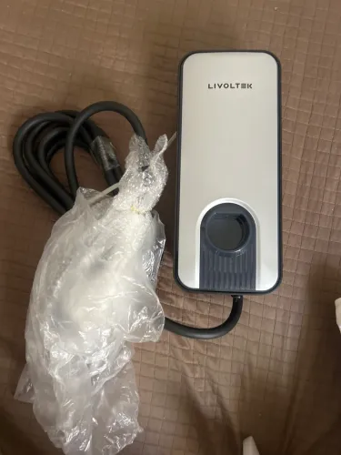 Vendo Wallbox Livoltek Novo na caixa sem uso 22KW