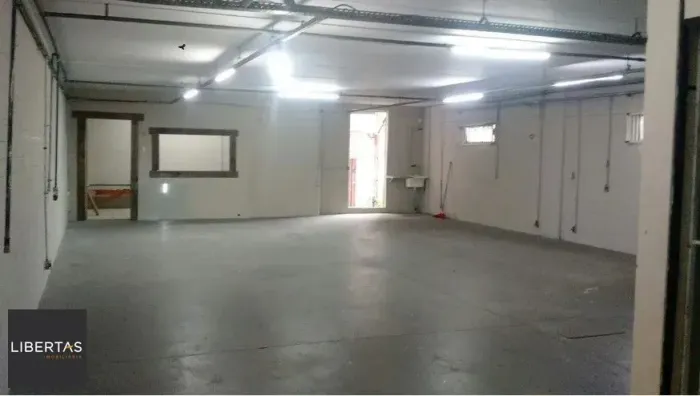 Pavilhão na zona norte de Porto Alegre fácil acesso a todos os lugares perto Ass