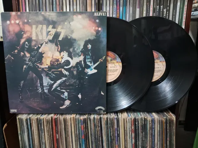 LP Kiss - Alive I