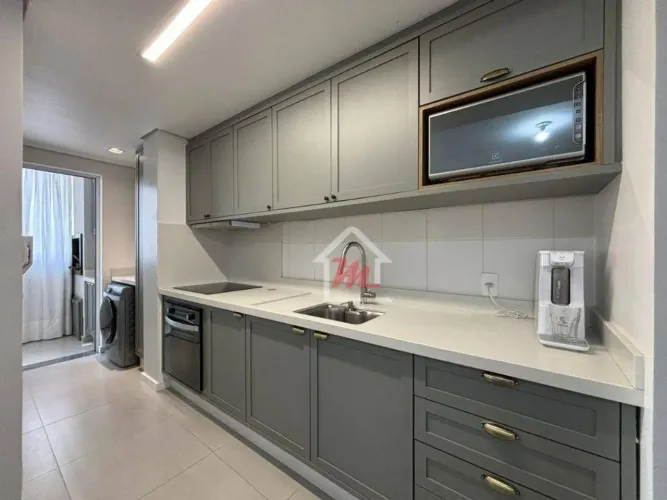 Apartamento mobiliado pertinho do Terminal da Água Verde!
