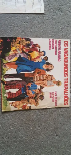 LP VINIL OS VAGABUNDOS TRAPALHÕES (1982) - COM ENCARTE ORIGINAL E EM BOM ESTADO