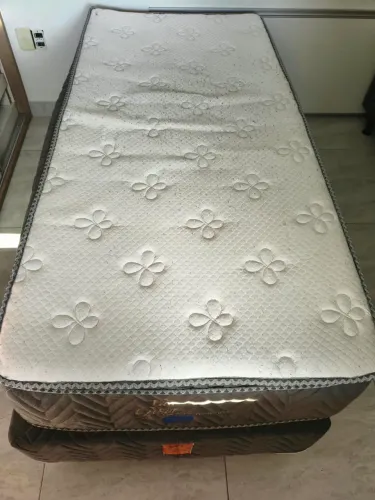 Cama