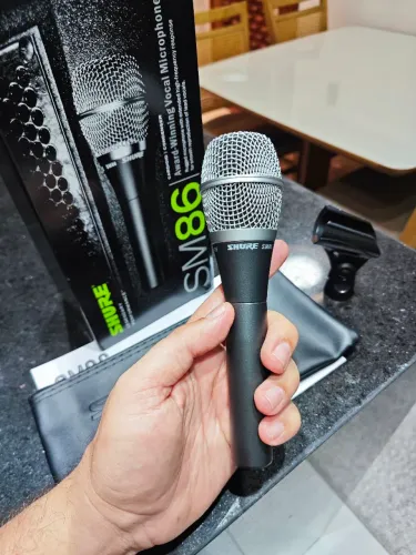 MICROFONE SM86 DINÂMICO 