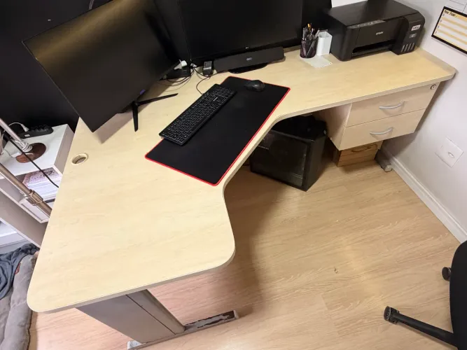 Mesa de Escritório