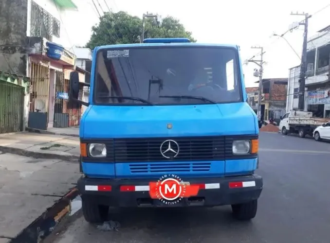 CAMINHÃO Á VENDA!
