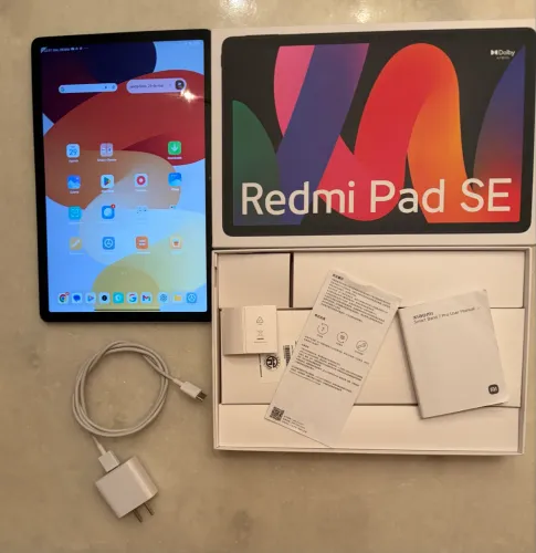 Tablet Xiaomi Redmi Pad SE 128 GB - muito bem cuidado, em estado de novo.