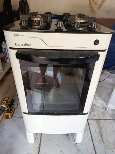 Fogão em ótimo estado. Faço entrega
