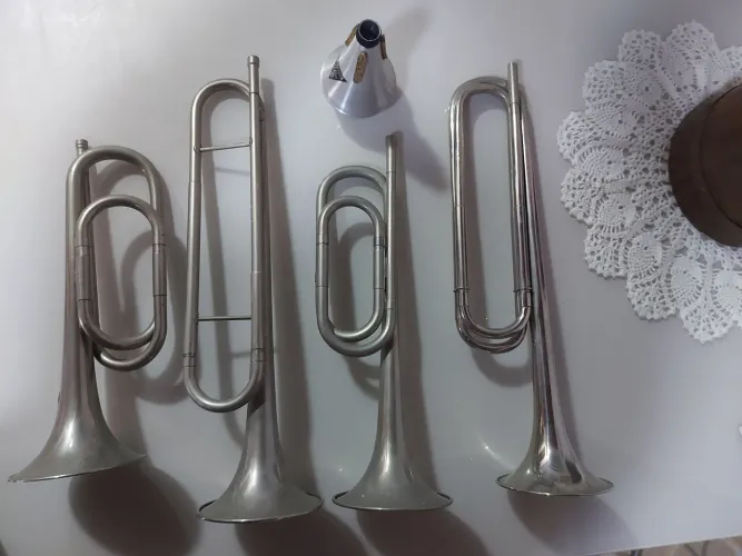 Corneta instrumento musical 