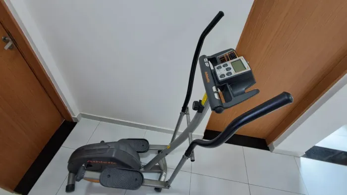 Elíptico Athletic Advanced 330E