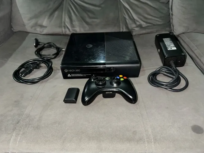 XBOX 360 SUPER SLIM DESBLOQUEADO
