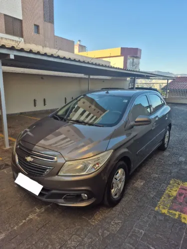 Chevrolet Onix Hatch LT 1.0 8V Flex Power Mec. 4P 2013