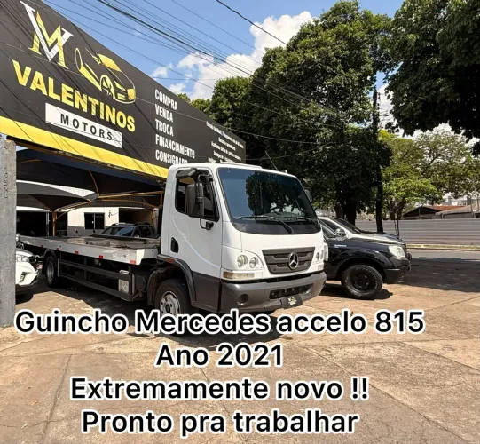 Caminhão guincho Mercedes 2021
