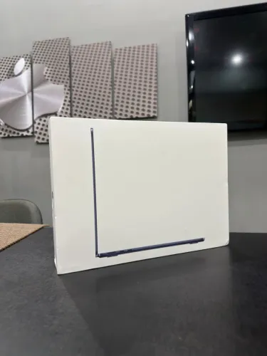 Macbook AIR M5 com tela de 13? - SSD 512GB com 16GB Ram