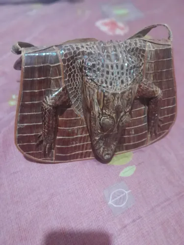 Bolsa couro de jacaré 