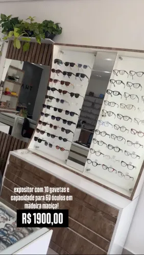 Expositor para ótica