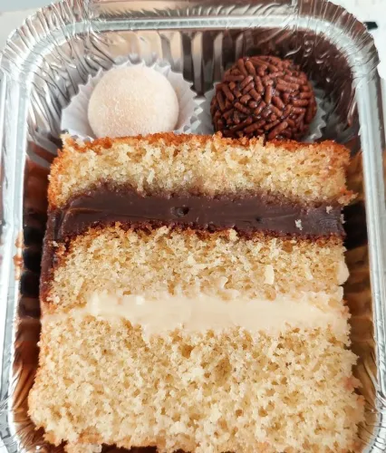 Bolo+docinhos na marmita