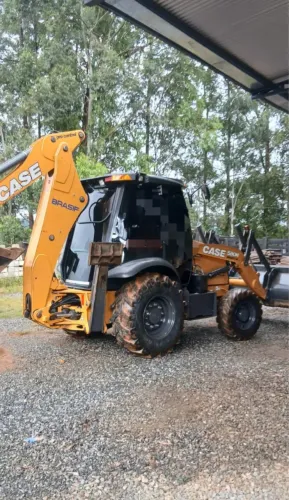 RETRO ESCAVADEIRA 580N SERIE 2 HD