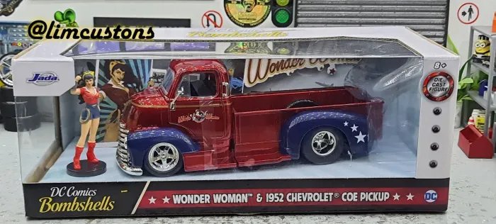 Chevrolet COE 1952 + Wonder Woman Diecast DC Comics Bombshells Jada Toys 1:24 - Novo
