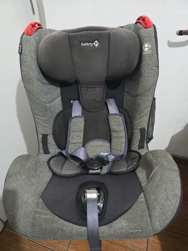 Cadeira Infantil Reclinável Safety Para Carro