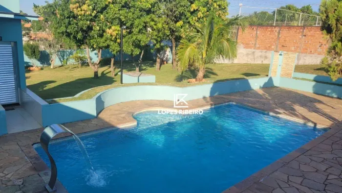 Chácara com 3 dormitórios à venda, 1650 m² por R$ 750.000,00 - Centro - Iracemápolis/SP