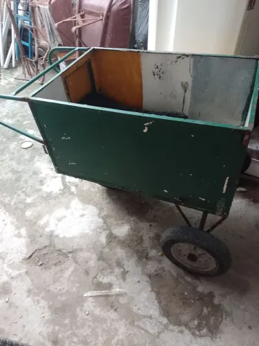 Carroça no precinho para vender logo