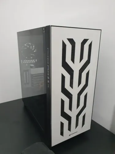 Gabinete Sharkoon CA300T