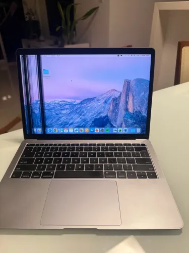 VENDO / ACEITO TROCAS MacBook Air 13? 2019 - Space Gray - Original c/ Caixa e Acessórios 