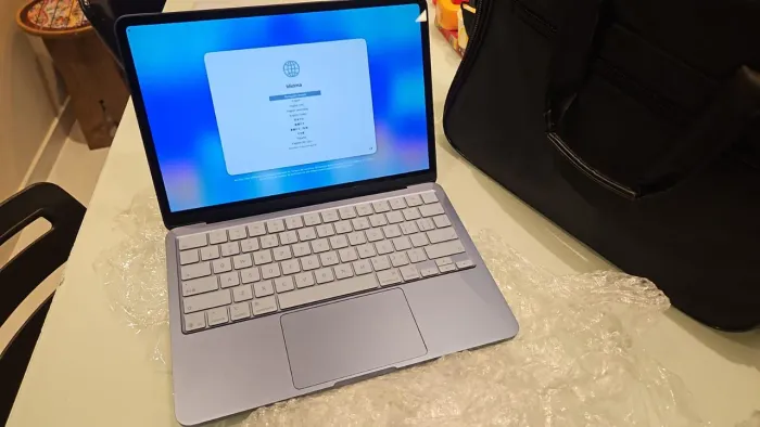 MacBook Neo Azul 512GB | Estado de Zero | Garantia Apple